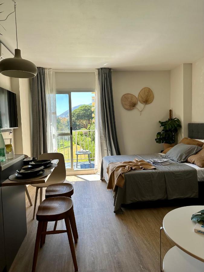 Minerva Estudio Suite La Biznaga , Beach And Pool Benalmádena Εξωτερικό φωτογραφία